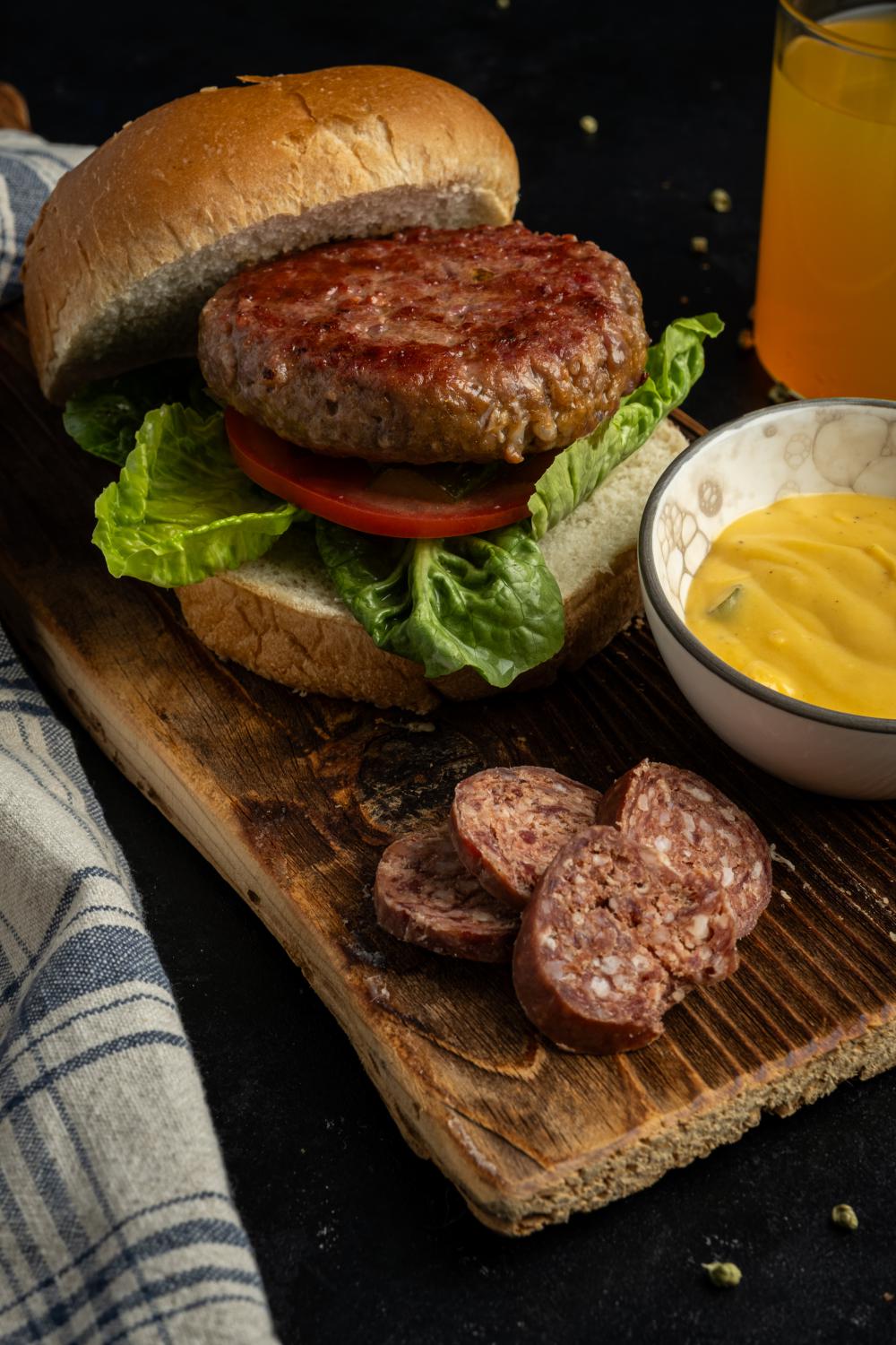 YASİN GURME SUCUK BURGER KÖFTE (220 gr)