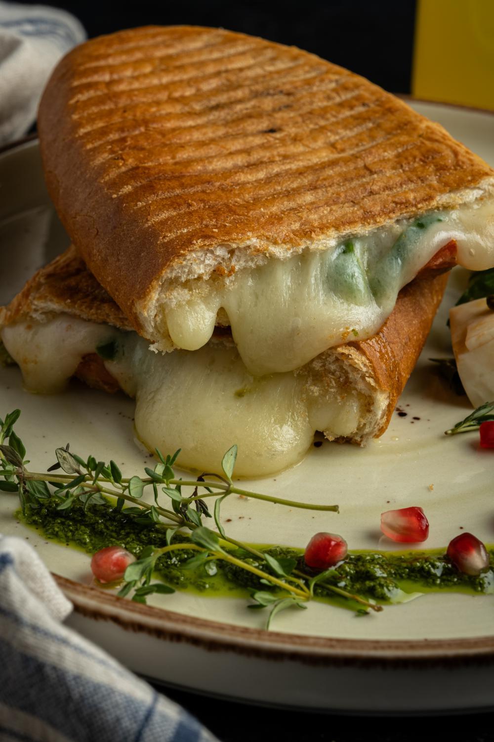 YASİN GURME DİLİMLİ TAM YAĞLI KAŞAR PEYNİRİ 250 gr