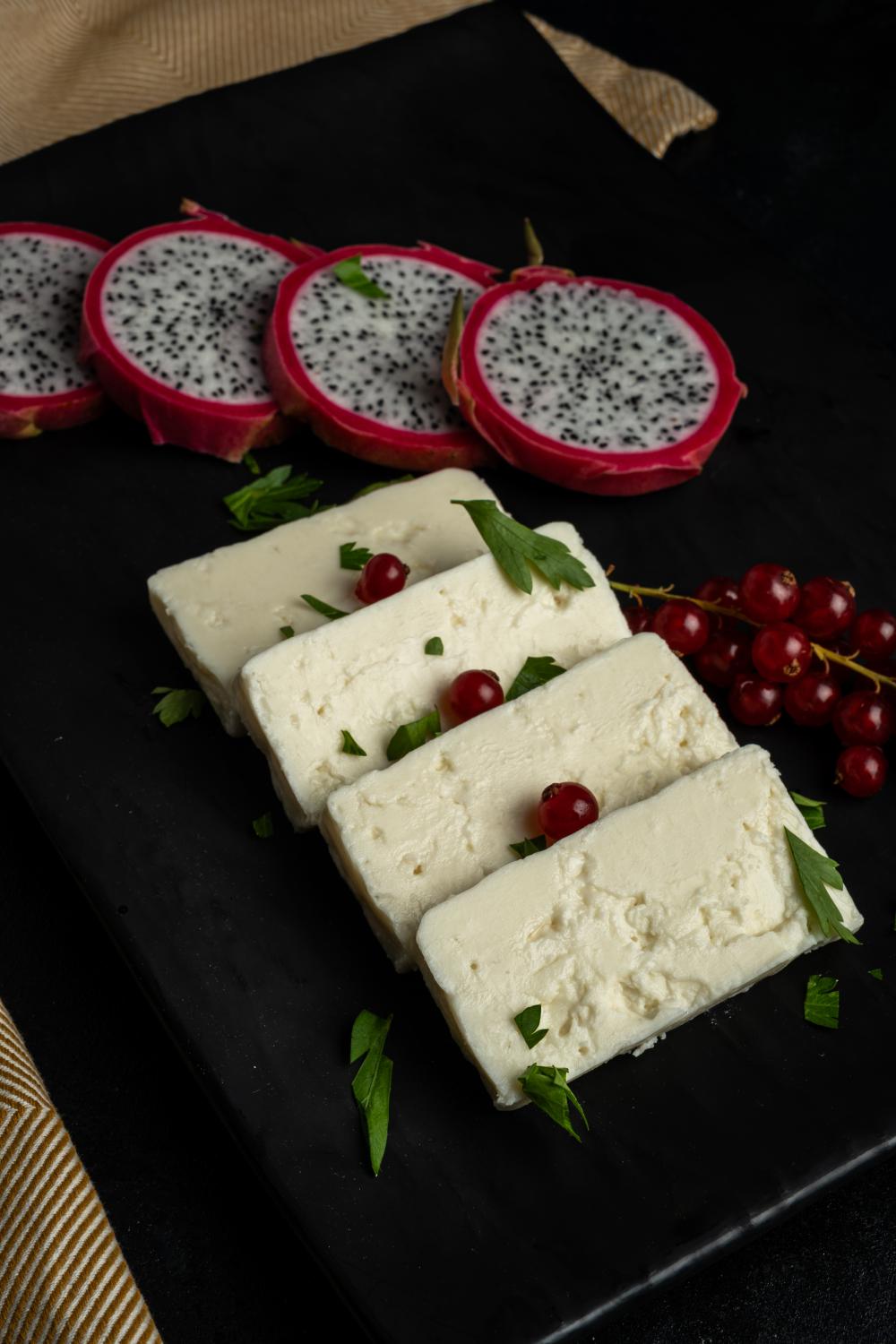 YASİN GURME TAM YAĞLI BEYAZ PEYNİR (700 gr)